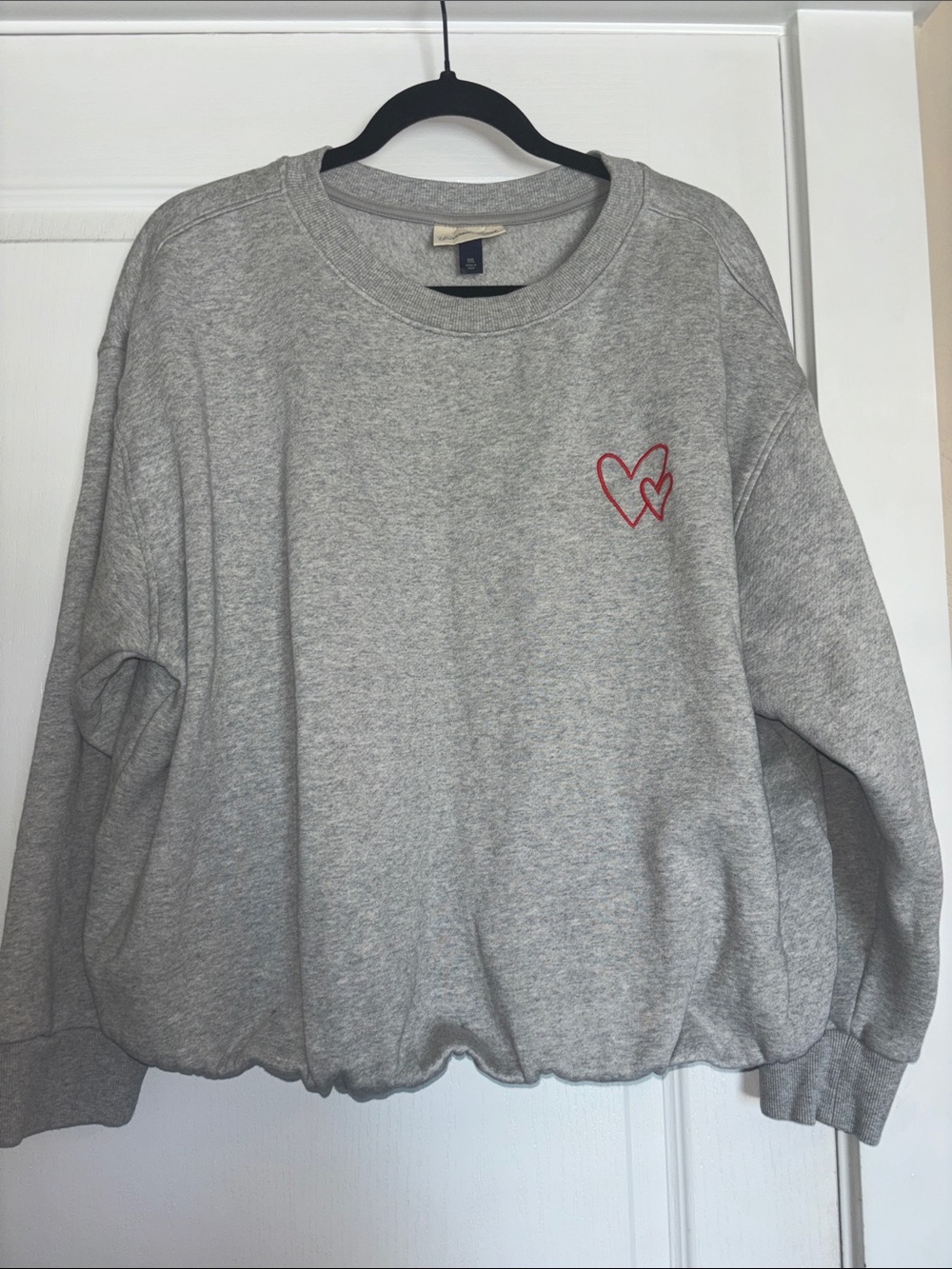 GIRLY COMFY CREWNECK